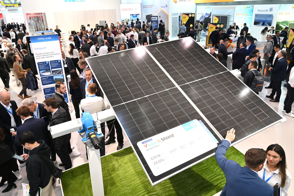 Super Sauber Solar auf der Intersolar Europe 2026 in München